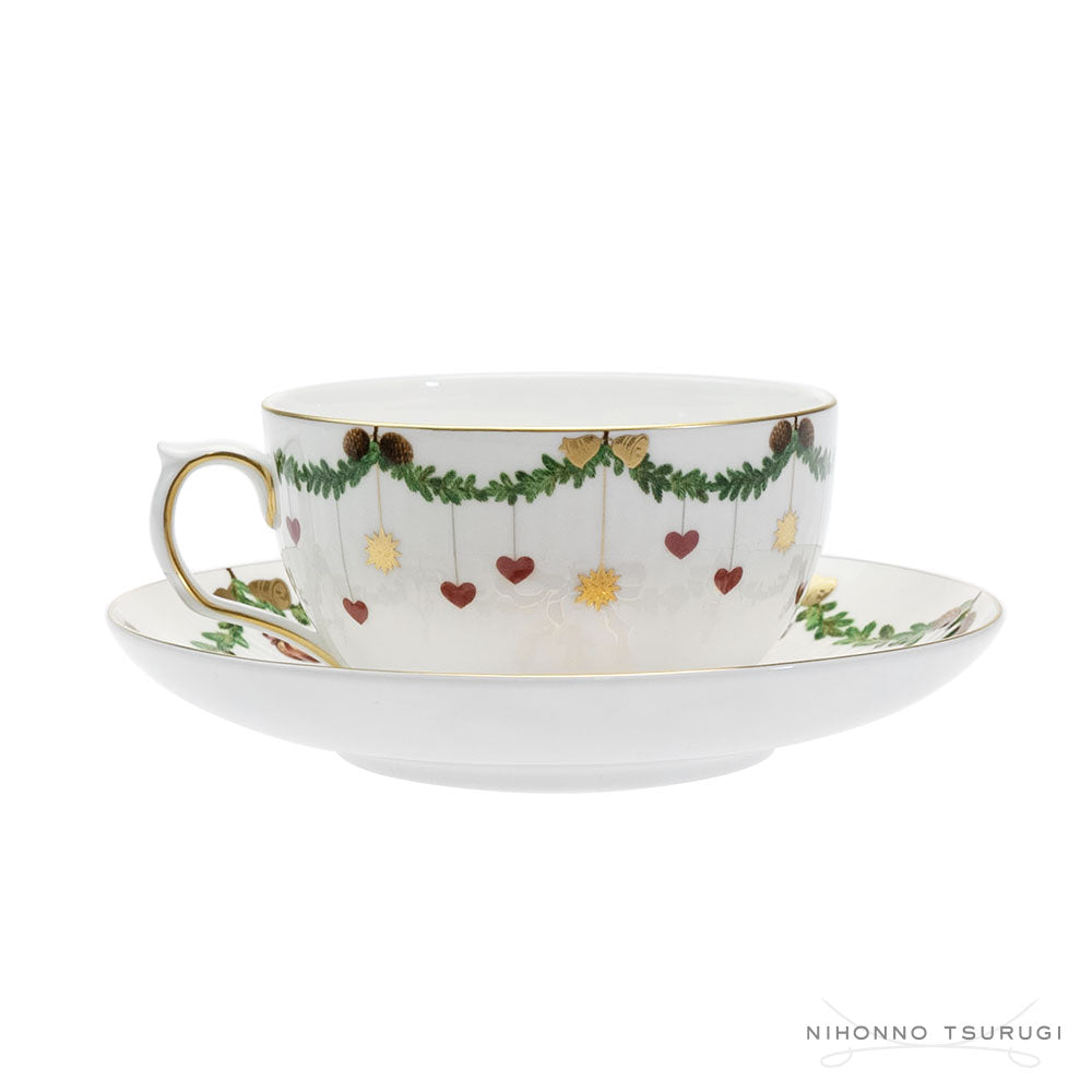 ロイヤルコペンハーゲン スターフルーテッド クリスマス カップ&ソーサー 2503086