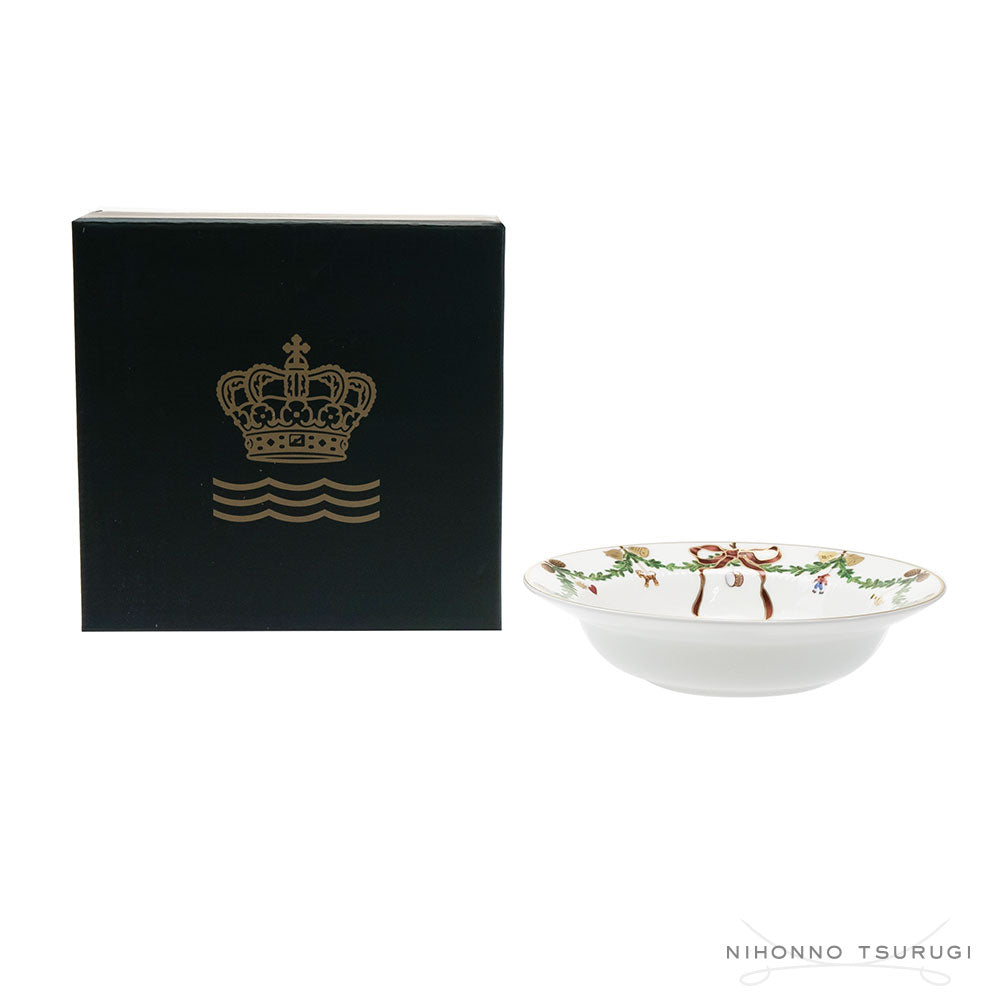 ロイヤルコペンハーゲン スターフルーテッド クリスマス ディーププレート 17cm