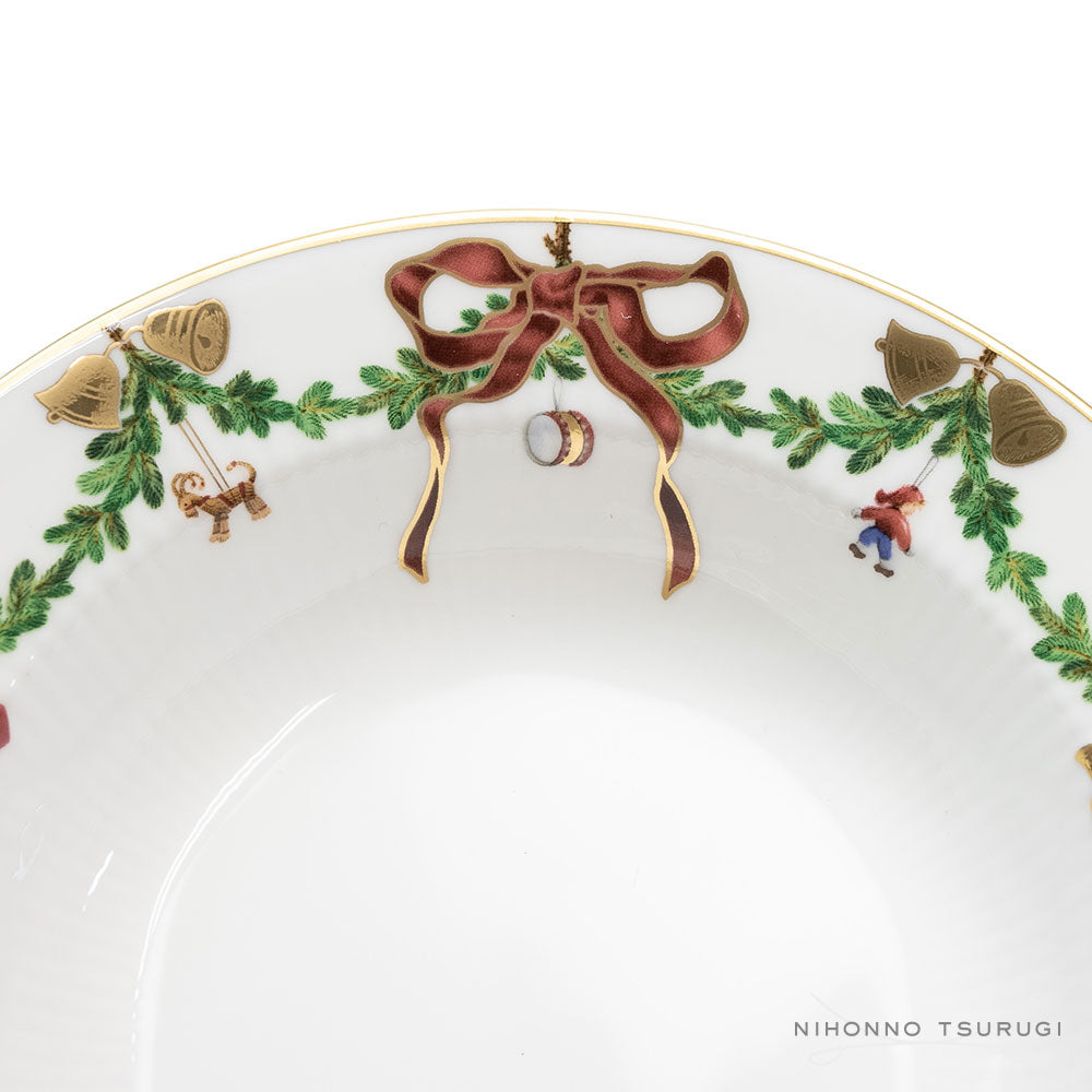 ロイヤルコペンハーゲン スターフルーテッド クリスマス ディーププレート 17cm