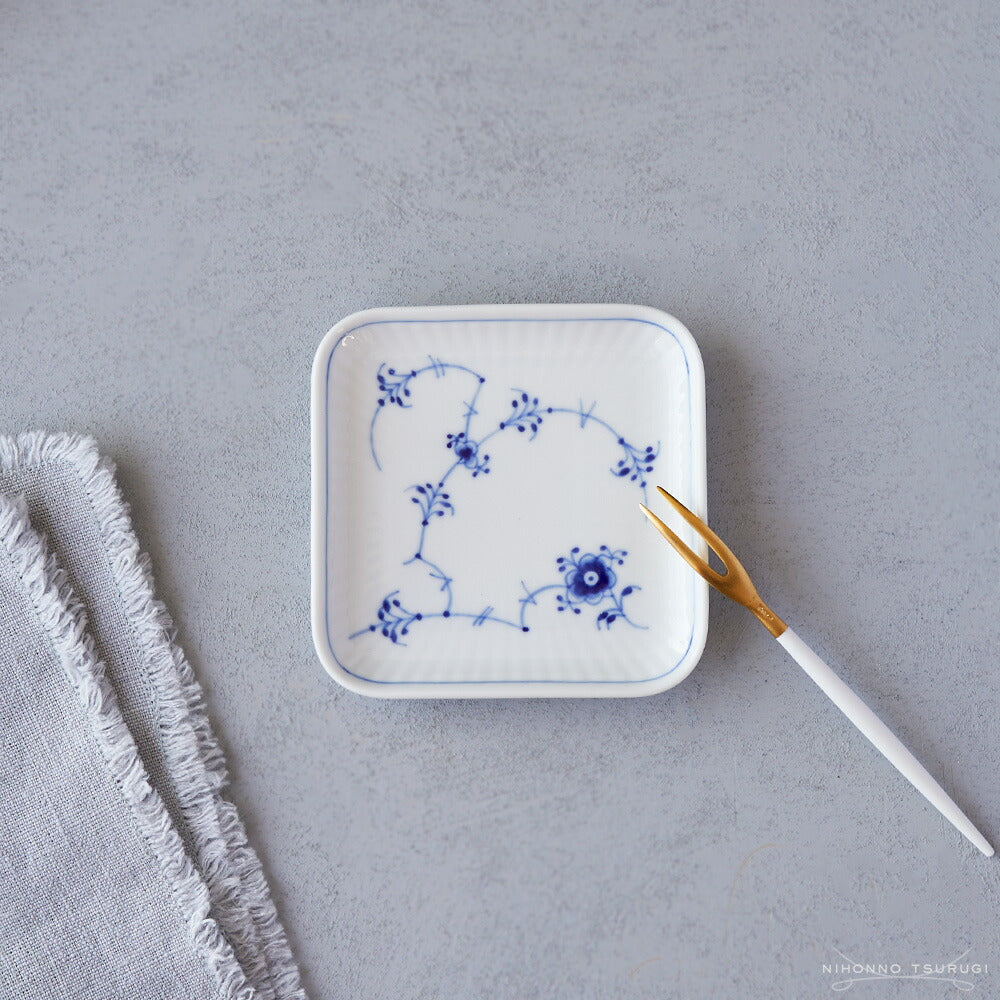 ロイヤルコペンハーゲン ブルーフルーテッド プレイン スモール スクエアディッシュ 1101709