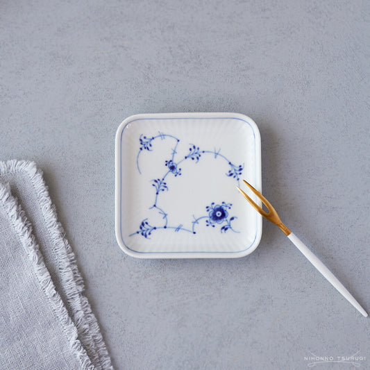 ロイヤルコペンハーゲン ブルーフルーテッド プレイン スモール スクエアディッシュ 1101709