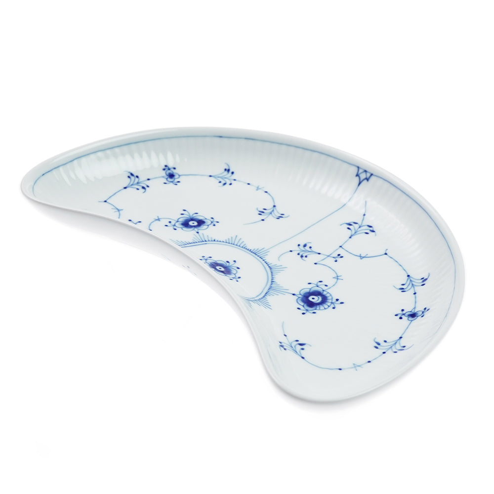 ロイヤルコペンハーゲン ブルーフルーテッド プレイン ディッシュ クレセント 1-101-352