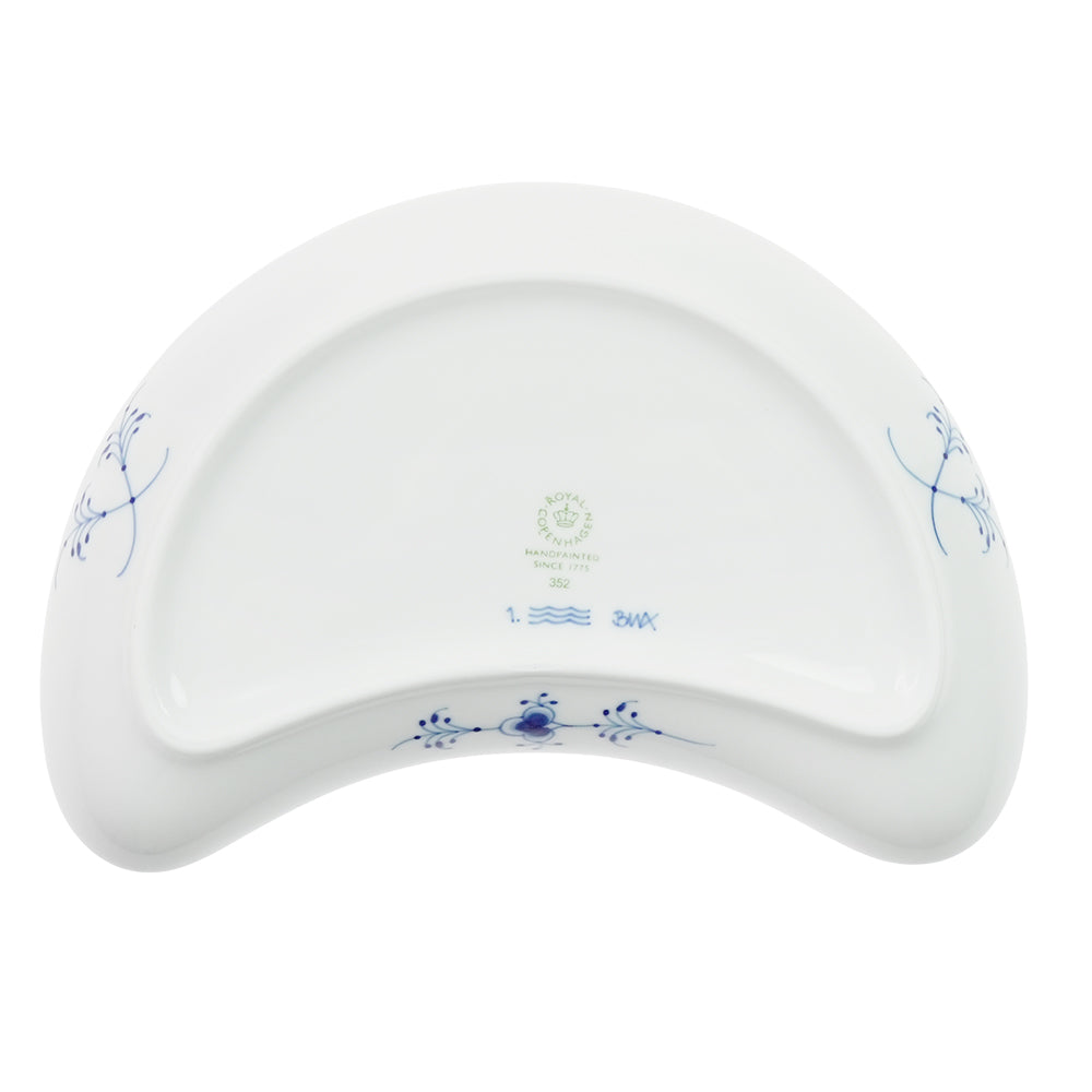 ロイヤルコペンハーゲン ブルーフルーテッド プレイン ディッシュ クレセント 1-101-352