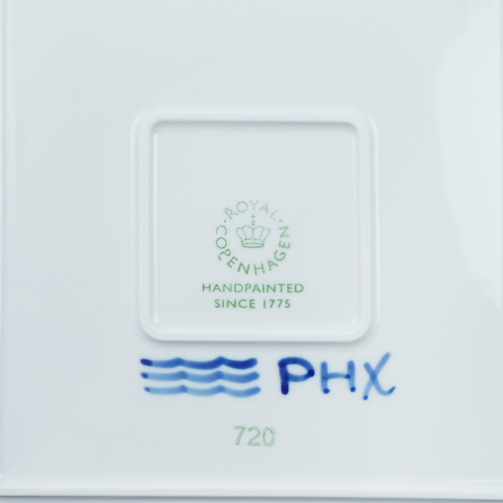 ロイヤルコペンハーゲン ブルーフルーテッド メガ スクエア ディッシュ 20cm 2-381-720