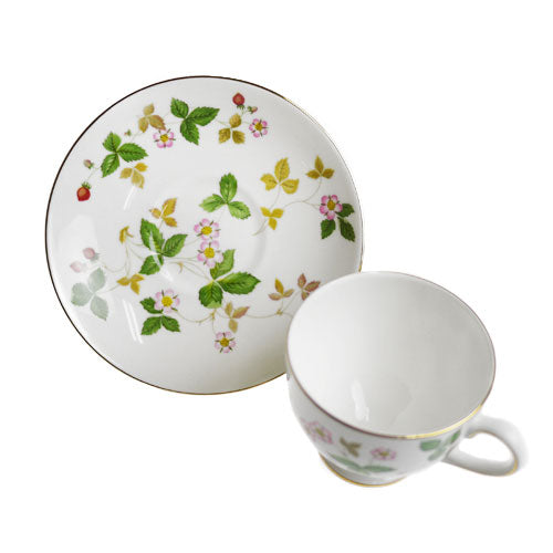 ウェッジウッド(WEDGWOOD) ワイルドストロベリー カップ＆ソーサー