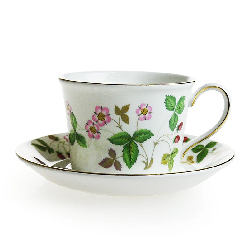 ウェッジウッド (WEDGWOOD) ワイルドストロベリー デルフィー カップ＆ソーサー ペアセット         