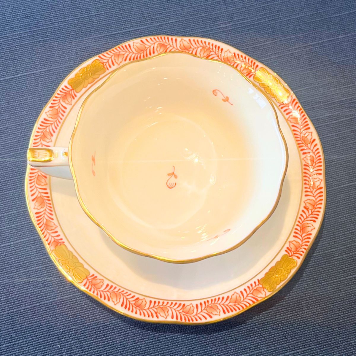 ヘレンド (HEREND) AVアポニーシリーズ　カップ＆ソーサー