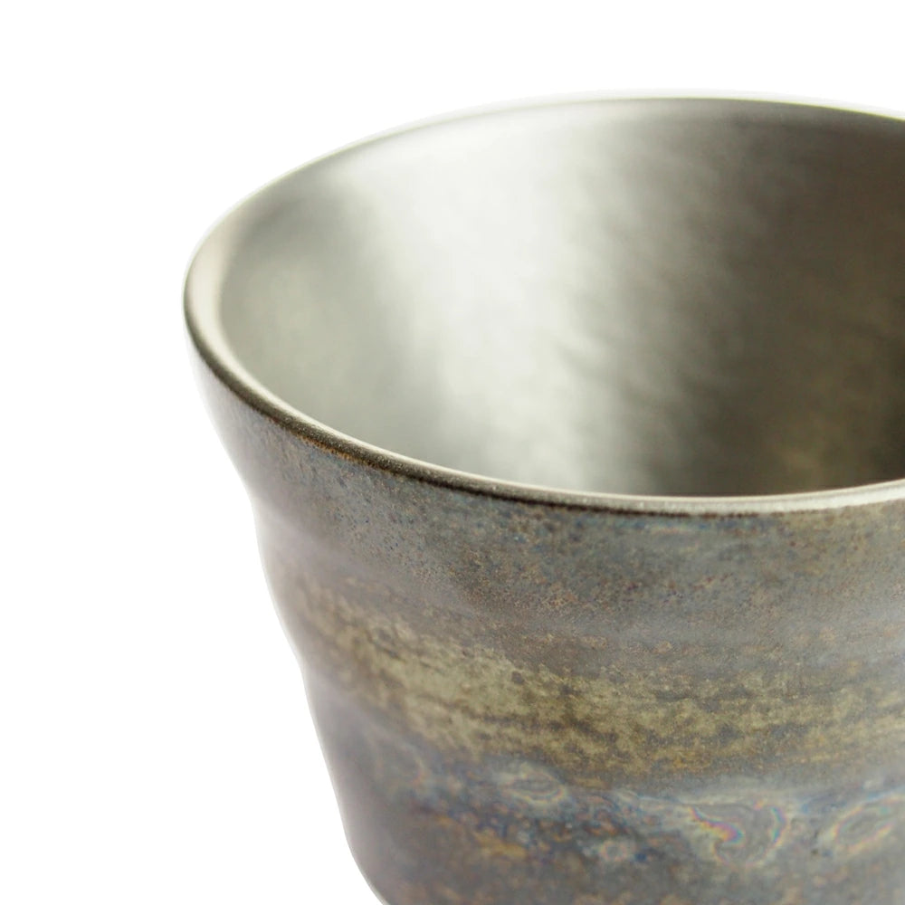 一枚鉸(ひとひらしぼり)ぐいのみ