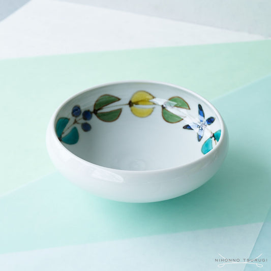 徳永遊心窯 色絵花繋ぎ 4.5寸鉢