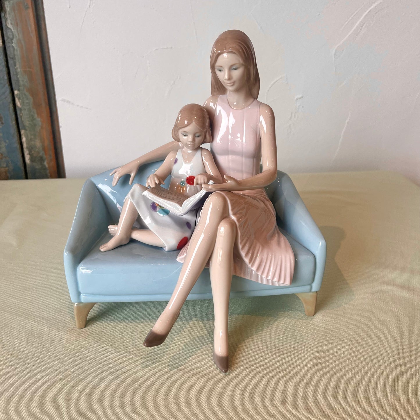 リヤドロ (LLADRO)読書の時間 001009225